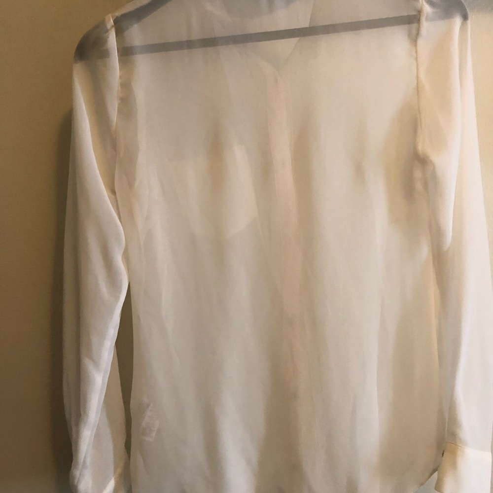 White top. Never worn. Size Small from forever 21.